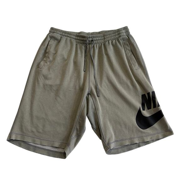 Nike Shorts Mens Extra Large Gray Black SB Skateboarding Mesh Lined Skater - Picture 1 of 16